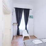 Apartman Close To The Riverside *