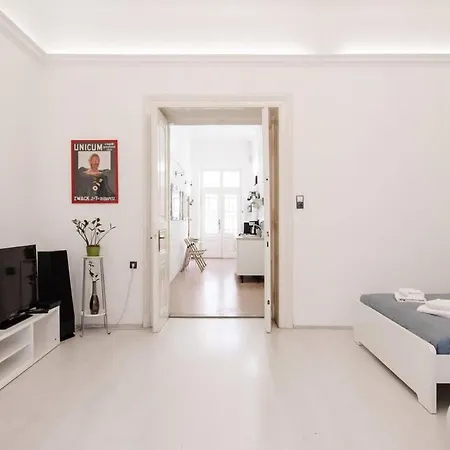 Apartment Close To The Riverside