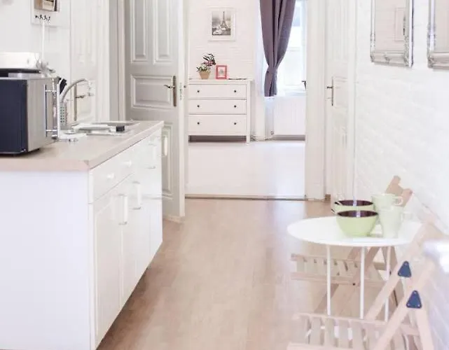 Close To The Riverside Lejlighed